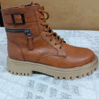 دو جفت نیم بوت زنانه|کیف، کفش، کمربند|نجفآباد, امیرآباد|دیوار