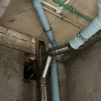 نیازمند لوله کش ساختمان