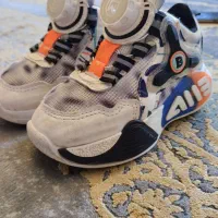 کتونی در حد نو نو|کفش و لباس بچه|فردیس, شهرک ناز|دیوار