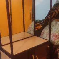 آینه،ویترین ،فلزی محکم،میز آرایش،کنسول