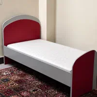 تخت تک نفره