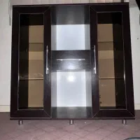 کمد چوبی با درب شیشه ای|جاکفشی، کمد، دراور|شاهین‌شهر, مخابرات (شهید بهشتی)|دیوار