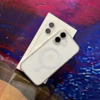 iPhone 16