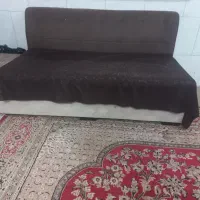 ۲ دست مبل راحتی و کاناپه ای|مبلمان خانگی و میز عسلی|اصفهان, لاله|دیوار