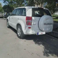سوزوکی ویتارا در حد ۲۴۰۰ سی‌سی دنده ای بدون رنگ