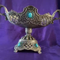 اجناس آنتیک و شیک تزیینی و وسایل آشپزخانه