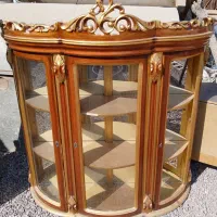 تعدادی کمد لباس  و دکور و بوفه