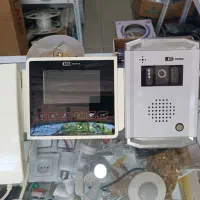 یک دستگاه آیفون تصویری یک واحدی