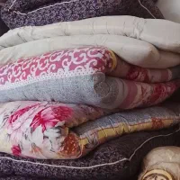 کناره ومتکا و پشتی