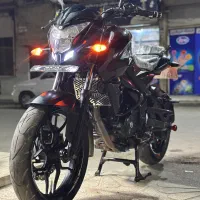 موتور ان اس۲۰۰nsمدل۹۴