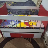 تخت و گهواره کودک