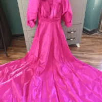 لباس مجلسی|لباس|قشم, |دیوار