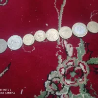 تعدادی سکه .