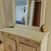 کنسول و آینه