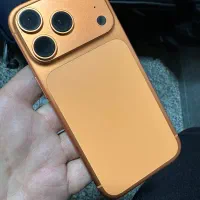 ایفون ۱۷پرو zaa