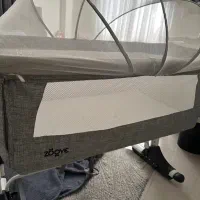 تخت نوزاد کنارمادر