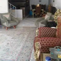 منزل ویلایی در خیابان سلامت،۲طبقه زیر زمین و همکف|فروش خانه و ویلا|قم, دروازه چوبی|دیوار