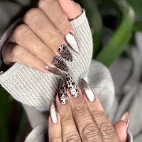تخفیف ویژه کاشت ناخن فقط ۶۰۰ تومان به مدت ۱ هفته