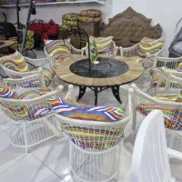 لوکسولاکچری باصندلی سایبانی درجاده قمصر|صندلی و نیمکت|کاشان, دشت لتحر|دیوار