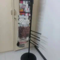 جای شال وروسری فروشکاهی
