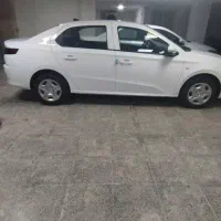 تارا صفر  کارمندی