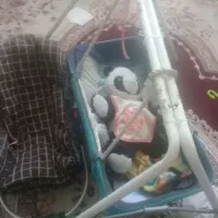 یک عدد گهواره و کریر|کالسکه و لوازم جانبی|اصفهان, ارغوانیه|دیوار