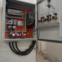 سازنده تابلو برق صنعتی،عیب یابی،درایو اینورتر،plc|خدمات پیشه و مهارت|کرج, چهارصد دستگاه|دیوار