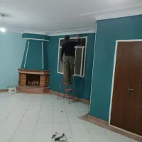 نقاش ساختمان . نقاشی ساختمانی . رنگ‌کاری