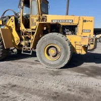 لودر ولوو 4600 پاکت ۷ تن|خودرو سنگین|باغ بهادران, |دیوار