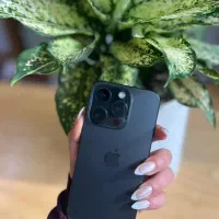 iPhone 15pro در حد بدون خط و خش