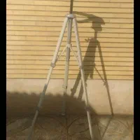 سه پایه دوربین حرفه ای