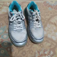 کفش اسپرت مردانه سایز 42 کاملاً سالم