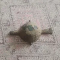 زیر خاکی قدمت دار|کلکسیون اشیاء عتیقه|ری, شهادت|دیوار