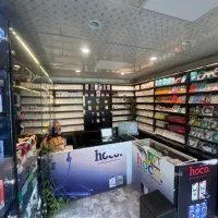 فروشنده محصولات فرهنگی و لوازم جانبی موبایل