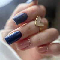 خدمات کاشت ناخن ،پدیکورتخصصی،پاکسازی دست وپا