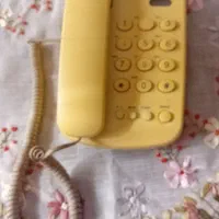 تلفن رومیزی و دیواری