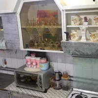 کابینت فلزی بسیار تمیز با جنس مستحکم