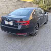 اشکودا سوپرب مشکی ۲۰۲۴|خودرو سواری و وانت|شیراز, ریشمک|دیوار