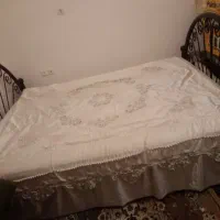 تخت و خوشخواب