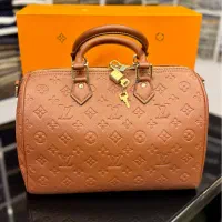 کیف ال وی مستر