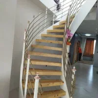 ساخت ونصب انواع پله های باکس دو محور و معلق و گرد|خدمات پیشه و مهارت|شهریار, شهرک شاهد|دیوار