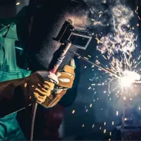 جوشکاری و لوله کشی خرده کاری