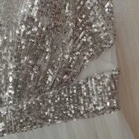 لباس مجلسی|لباس|بندر انزلی, بی بی حوریه|دیوار