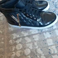 کفش و کتونی