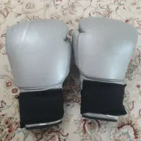 دستکش بوکس و ...