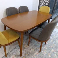 میز غذاخوری