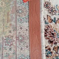 یک عدد فرش 6 متری تک زمینه کرم مفت مفت|فرش|نیشابور, شهرک بهداری|دیوار