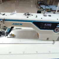 استخدام چرخکار،وسط کار،در تولیدی پوشاک