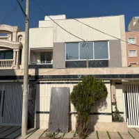 دو طبقه و نیم مخابرات