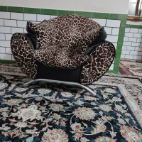 مبل راحتی شیک، سالم ولی کارکرده|مبلمان خانگی و میز عسلی|دزفول, |دیوار